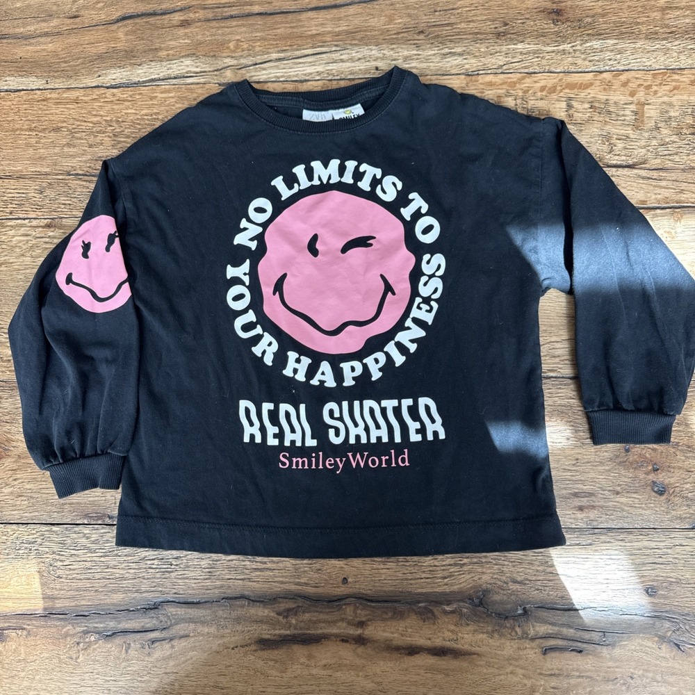 Smiley World x Zara Girls Size 8 Longsleeve Shirt Black